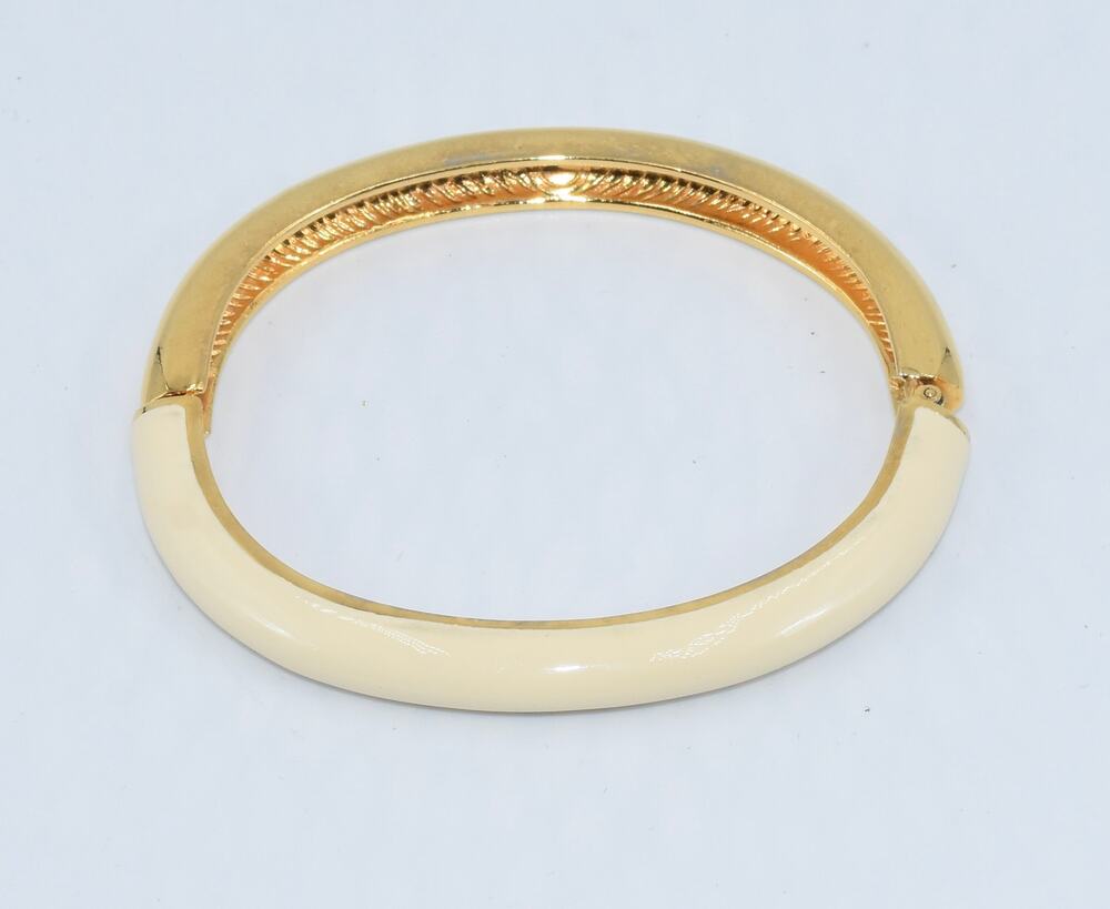 ST. JOHN Designer Ivory Enamel Bangle Bracelet